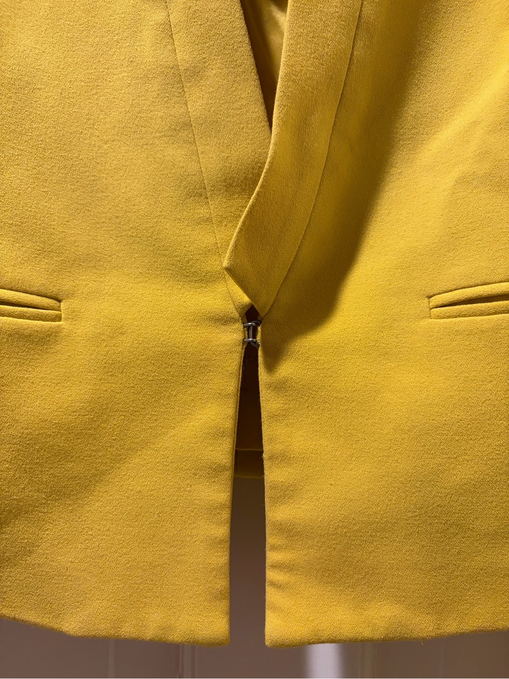 BCBGMAXAZRIA Yellow Mustard Blazer - Picture 2 of 5
